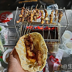 为了一个烧烤驱车来回2100公里