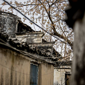 老城在等 推土机也在等