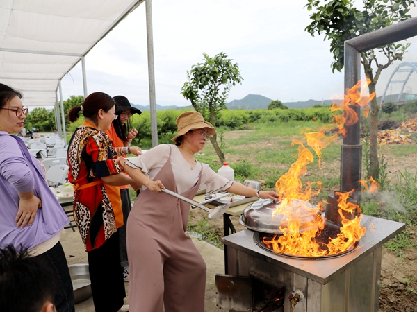 2D4A3894_副本.jpg 2D4A3894_副本.jpg